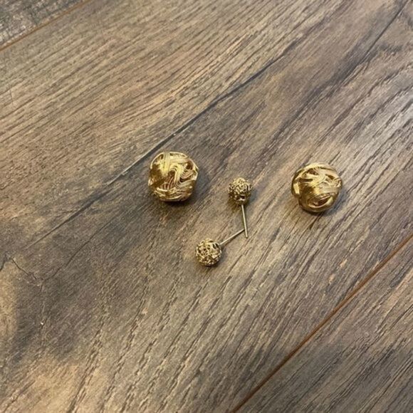 NEW woven gold metal earrings​​ - Picture 3 of 4